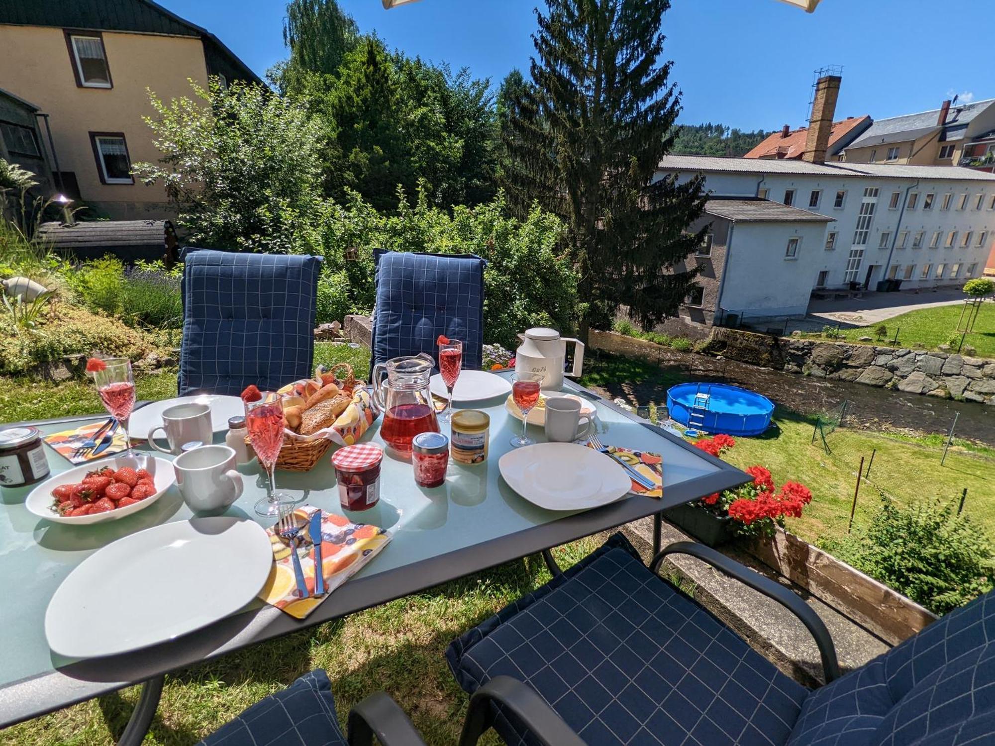 Hw2 - Urlaubsmagie - Sauna & Whirlpool Fuer Alle Sebnitz Bagian luar foto