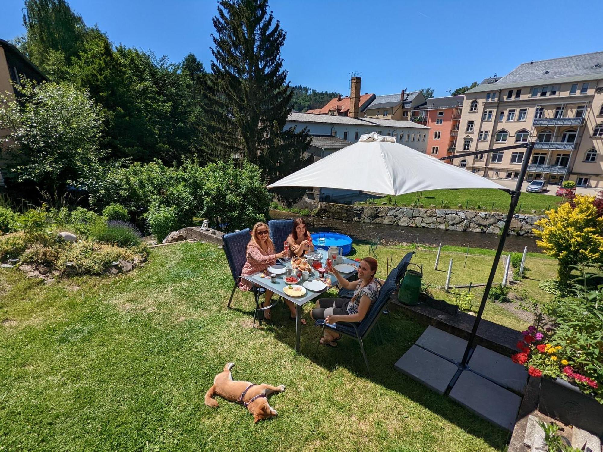 Hw2 - Urlaubsmagie - Sauna & Whirlpool Fuer Alle Sebnitz Bagian luar foto